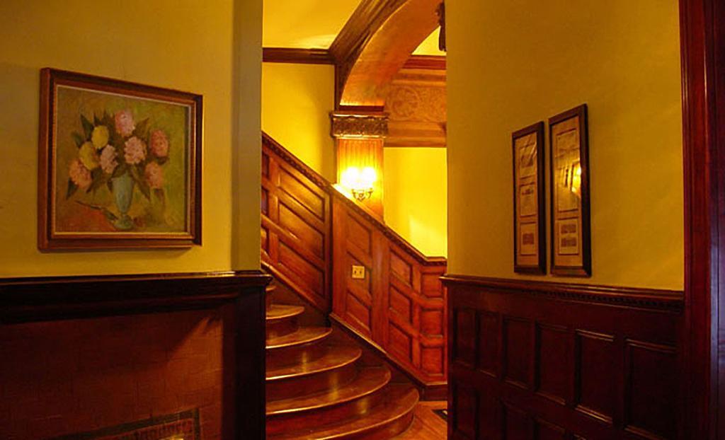 Morgan State House Inn Albany Bagian luar foto