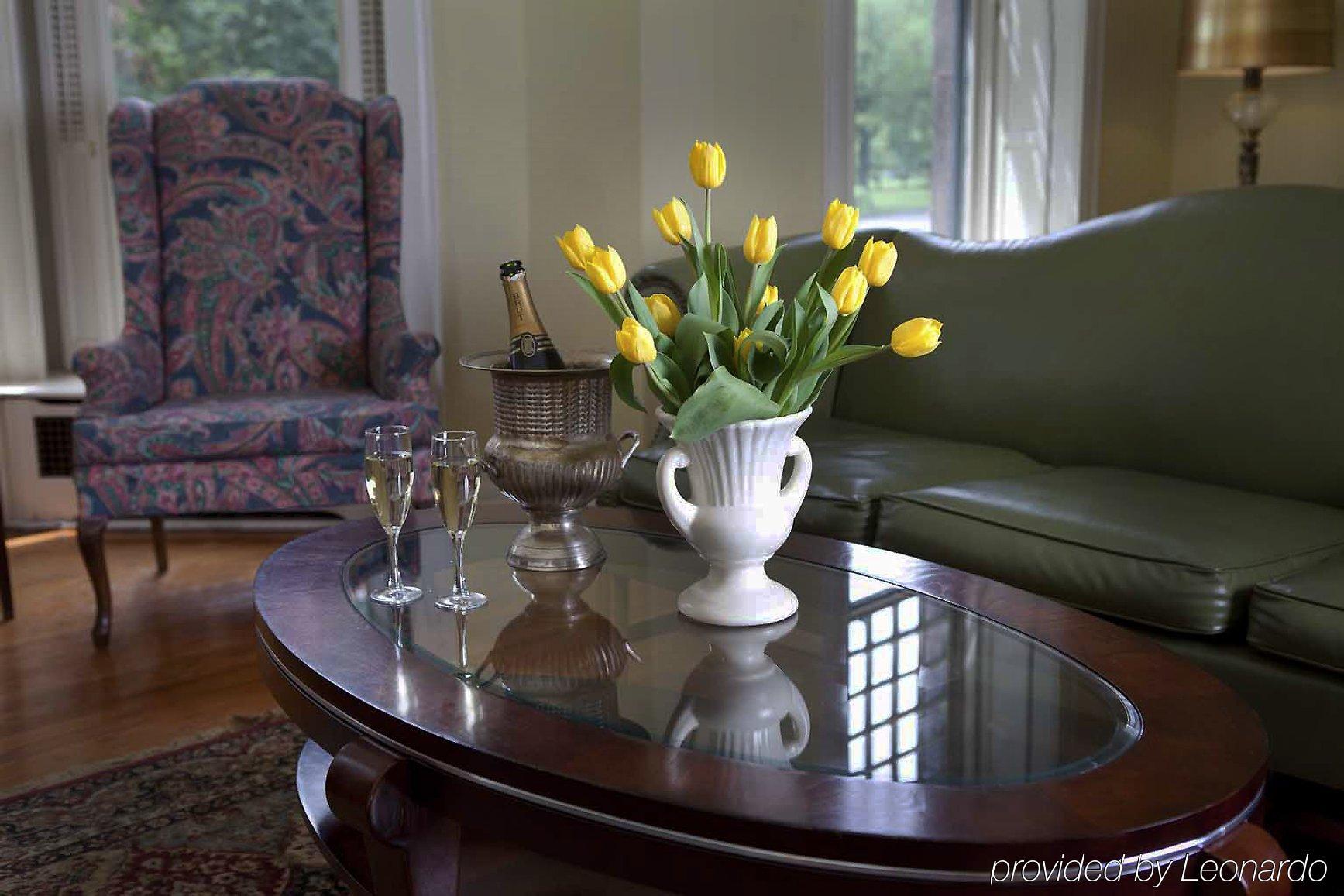 Morgan State House Inn Albany Bagian luar foto